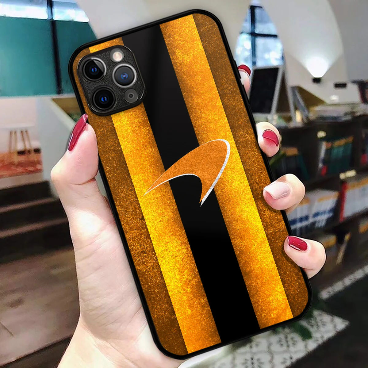 McLaren F1 Team Phone Case - Dustproof, Scratch & Shock Resistant - BLMCL2625A7